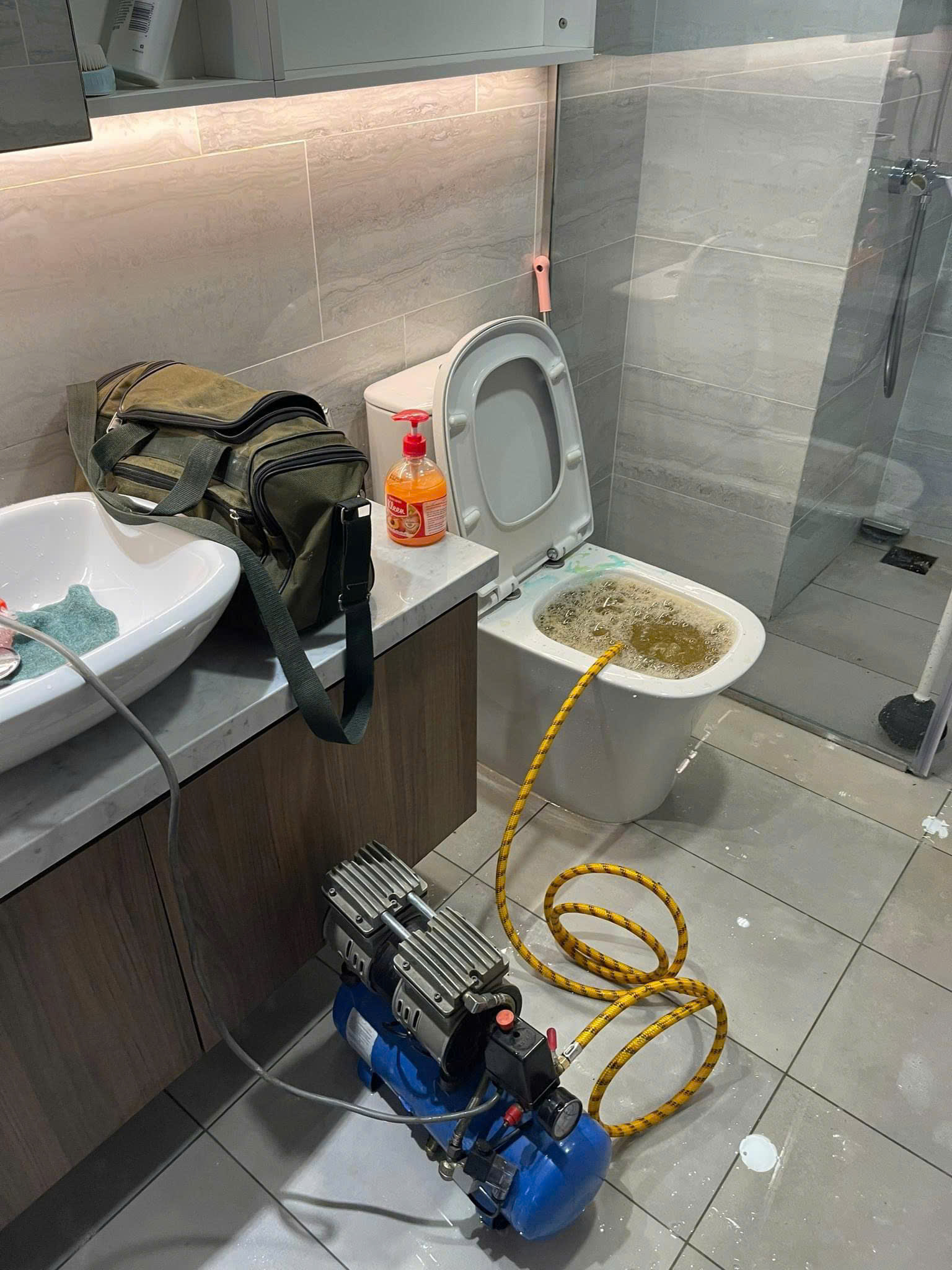 Hút hầm cầu Quận 8 